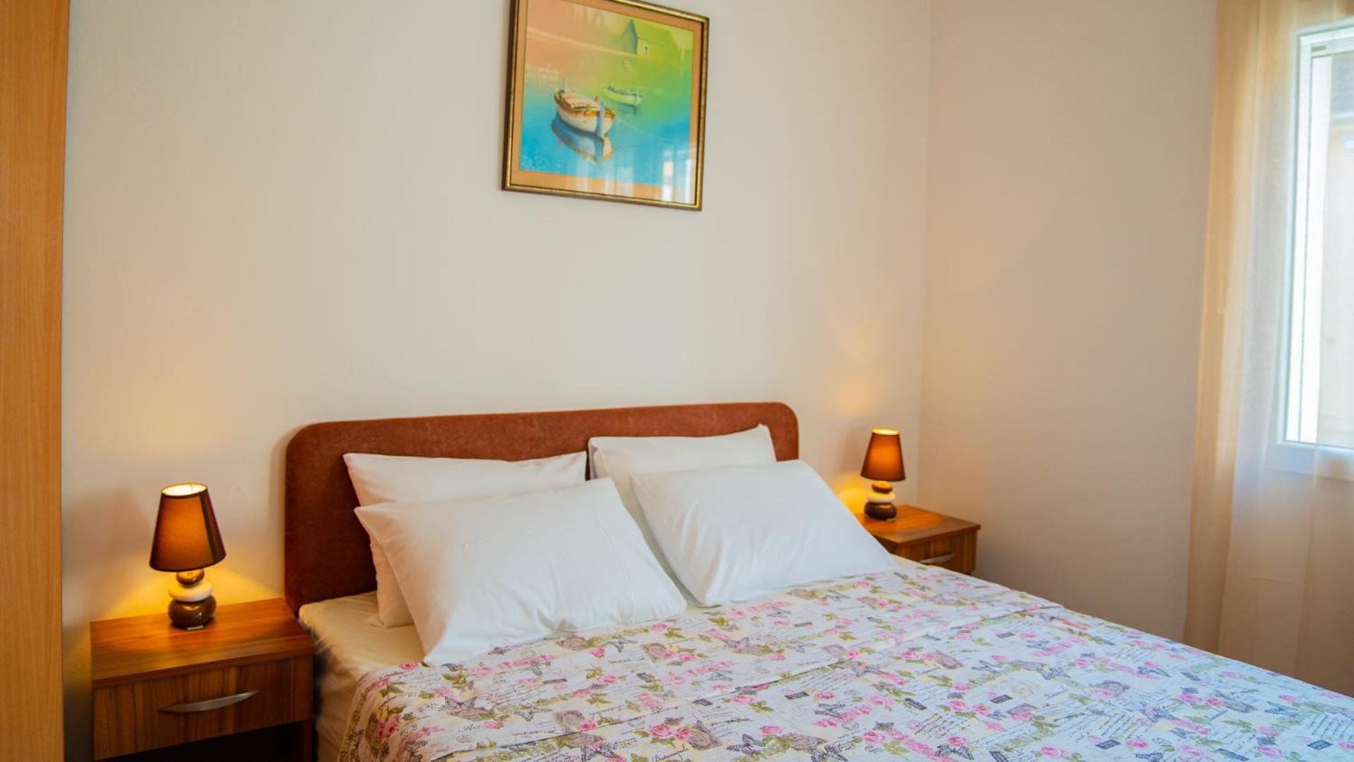 Apartmani Ana Tivat Exterior photo